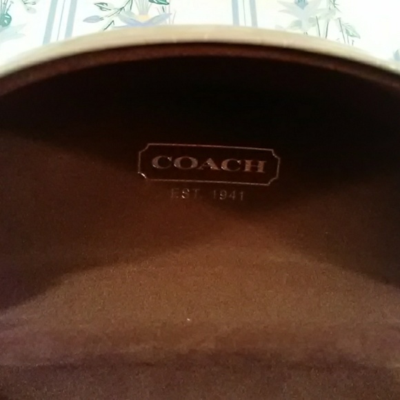 Coach Hardshell Glasses Case and Cloth - Picture 14 of 14